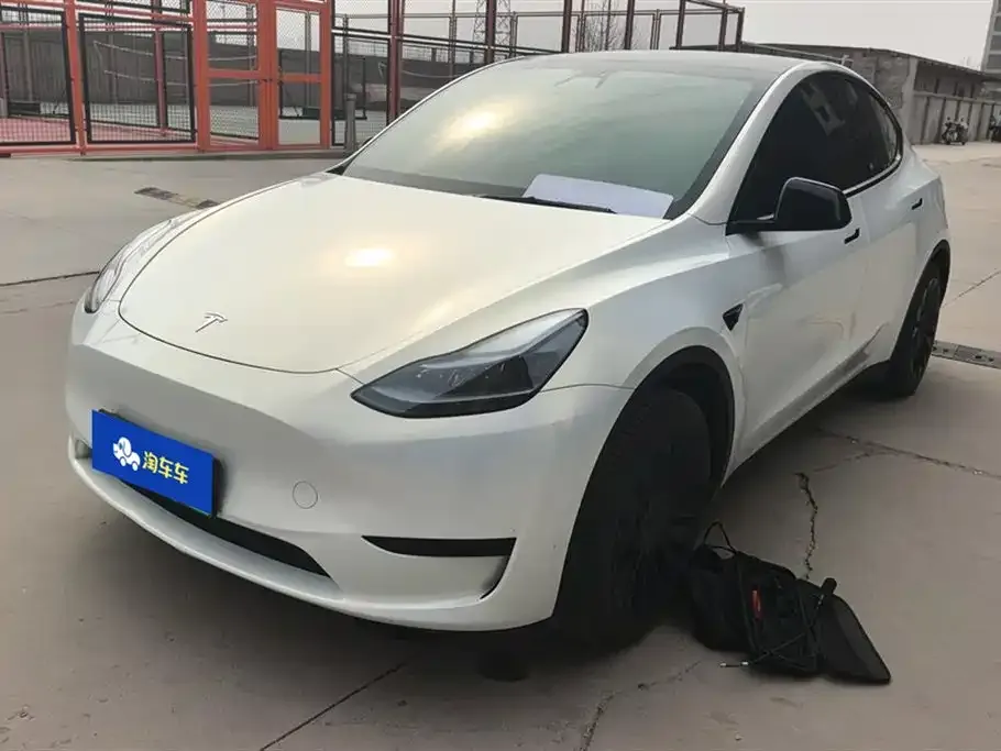 Tesla Model Y 2023 из CN, фото 1