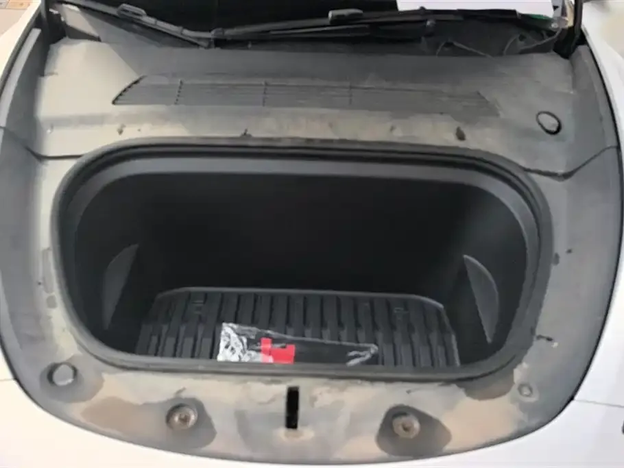 Tesla Model Y 2023 из CN, фото 7