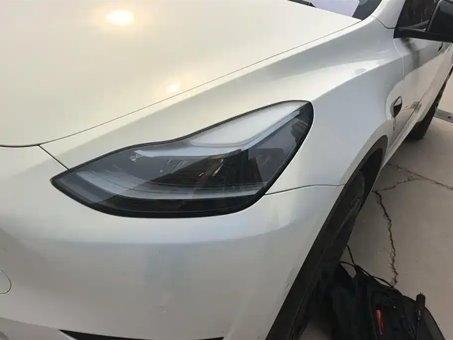 Tesla Model Y 2023 из CN, фото 8
