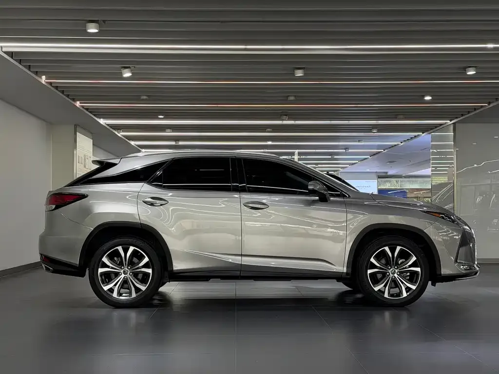 Lexus RX — фото 4