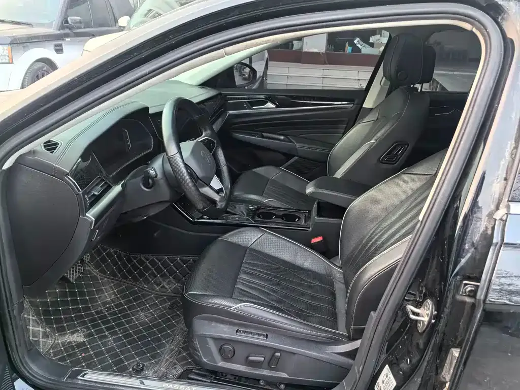 Volkswagen Passat 2022 из CN, фото 2