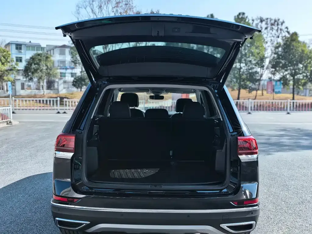 Volkswagen Teramont X 2024 из CN, фото 7