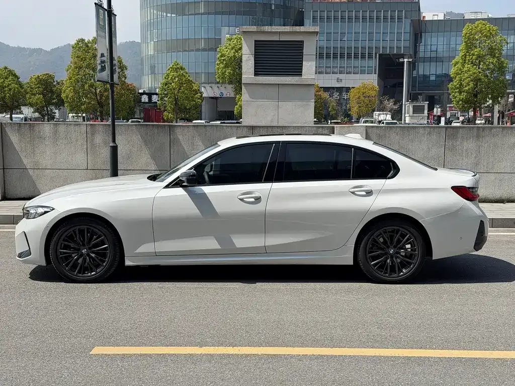 BMW 3 Series — фото 10
