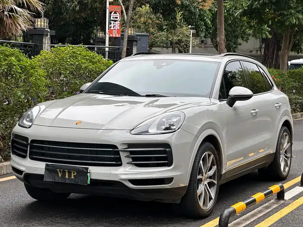 Porsche Cayenne Hybrid