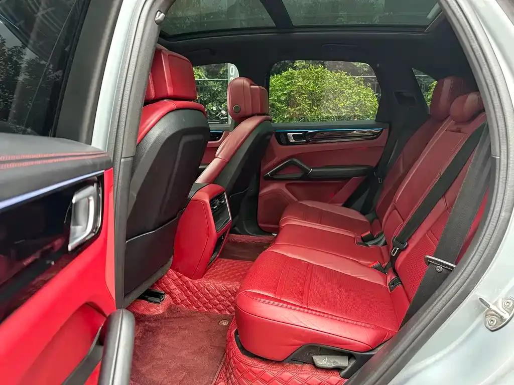 Porsche Cayenne Hybrid 2022 из CN, фото 3