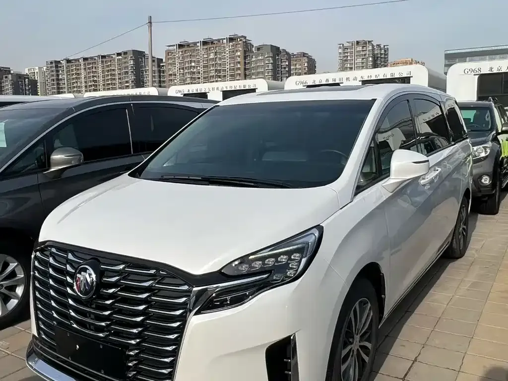 Buick GL8 2023 из CN, фото 8