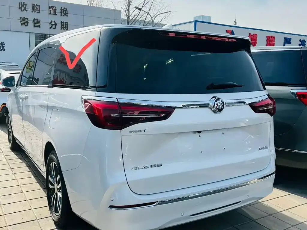 Buick GL8 2023 из CN, фото 4