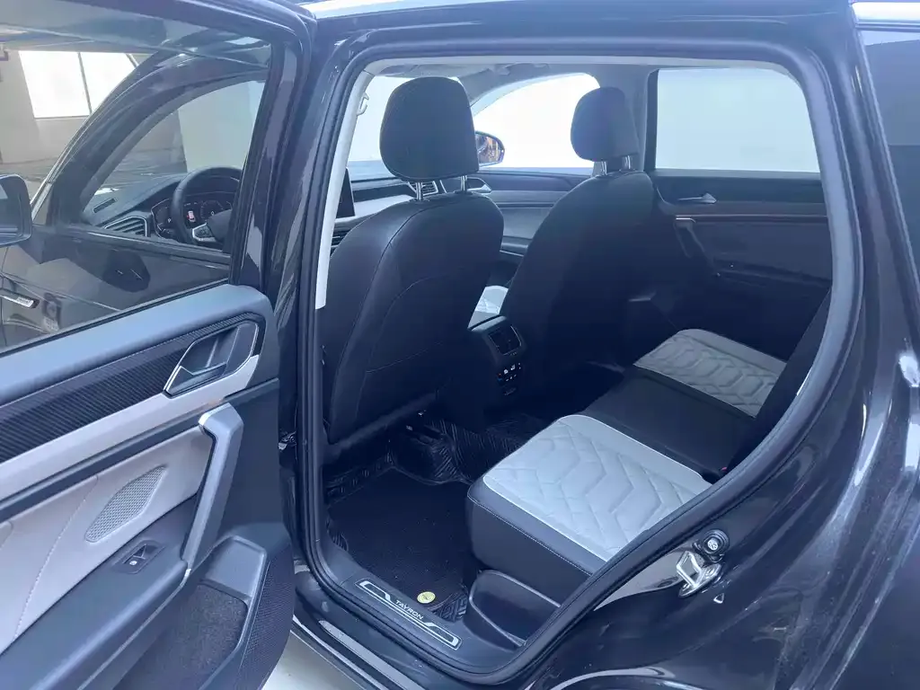 Volkswagen Tayron 2023 из CN, фото 9