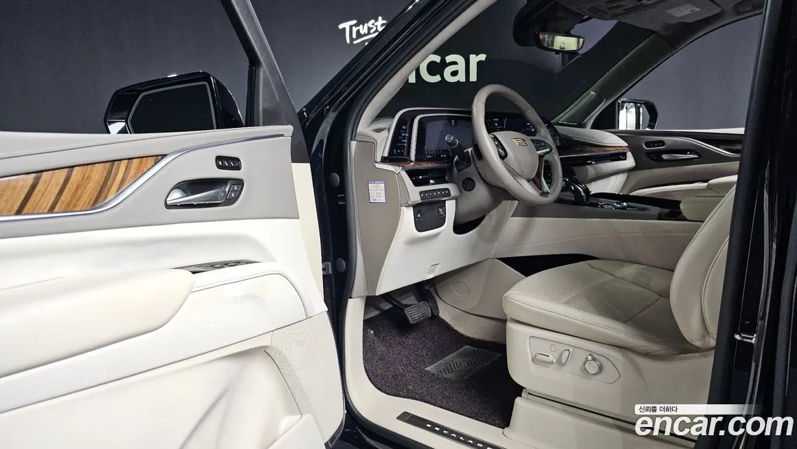 Cadillac Escalade 2023 из KR, фото 10