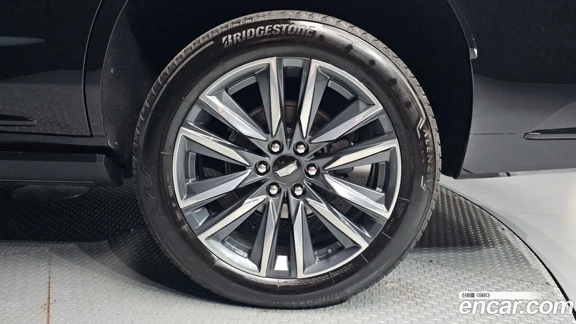 Cadillac Escalade 2023 из KR, фото 7