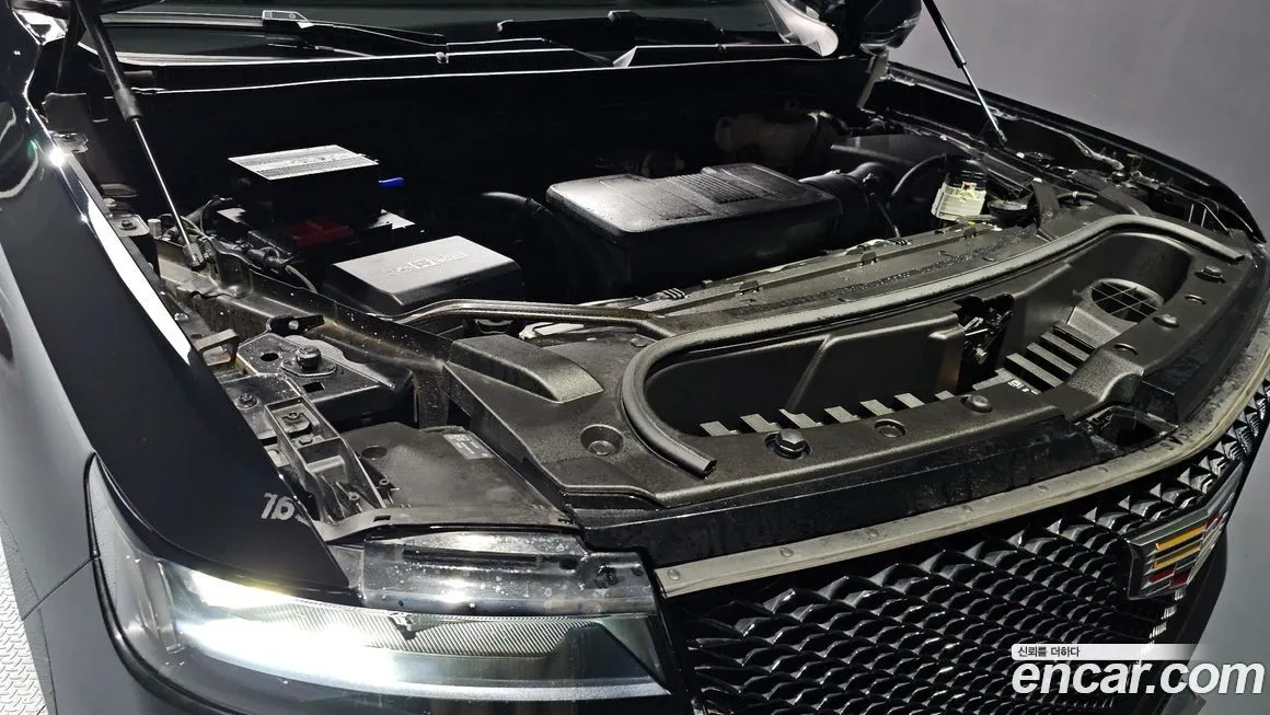 Cadillac Escalade 2023 из KR, фото 8