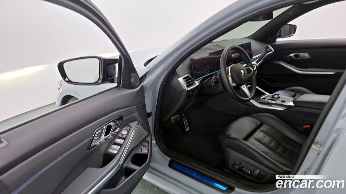 BMW 3-Series 2024 из KR, фото 3
