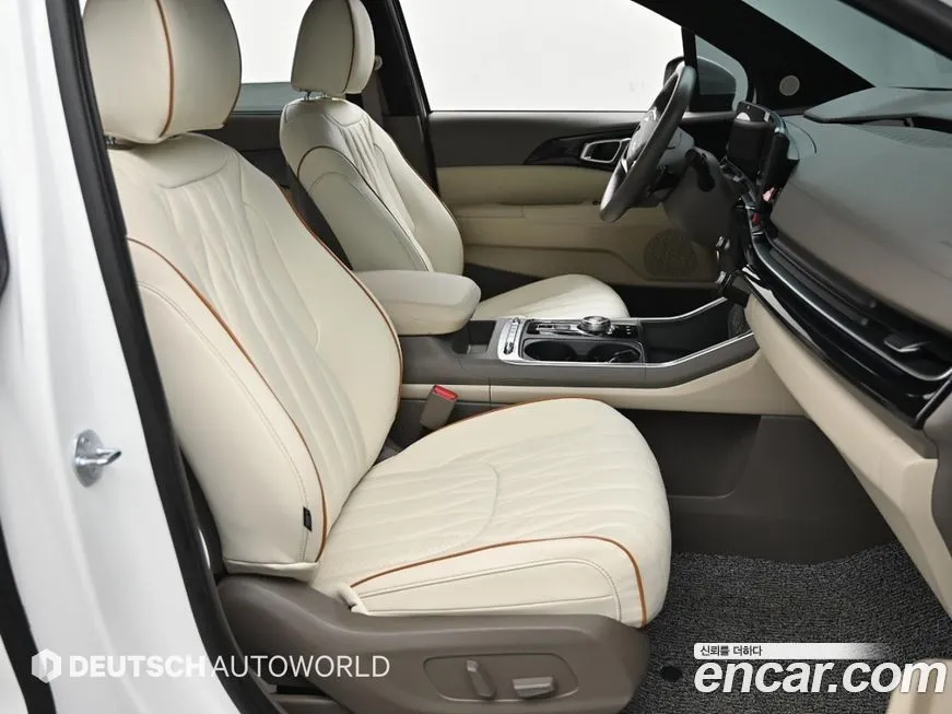 Kia Carnival — фото 10