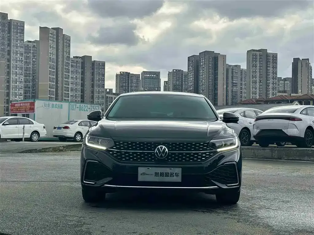 Volkswagen Passat — фото 6