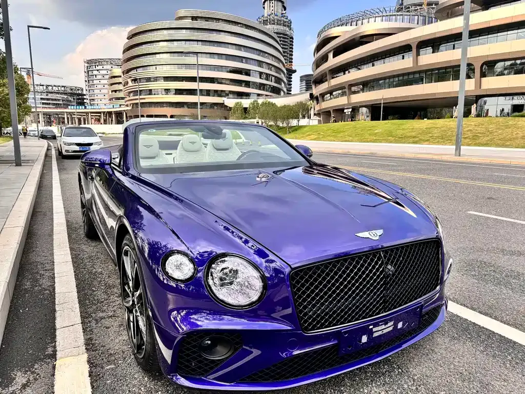 Bentley Continental 2024 из CN, фото 1