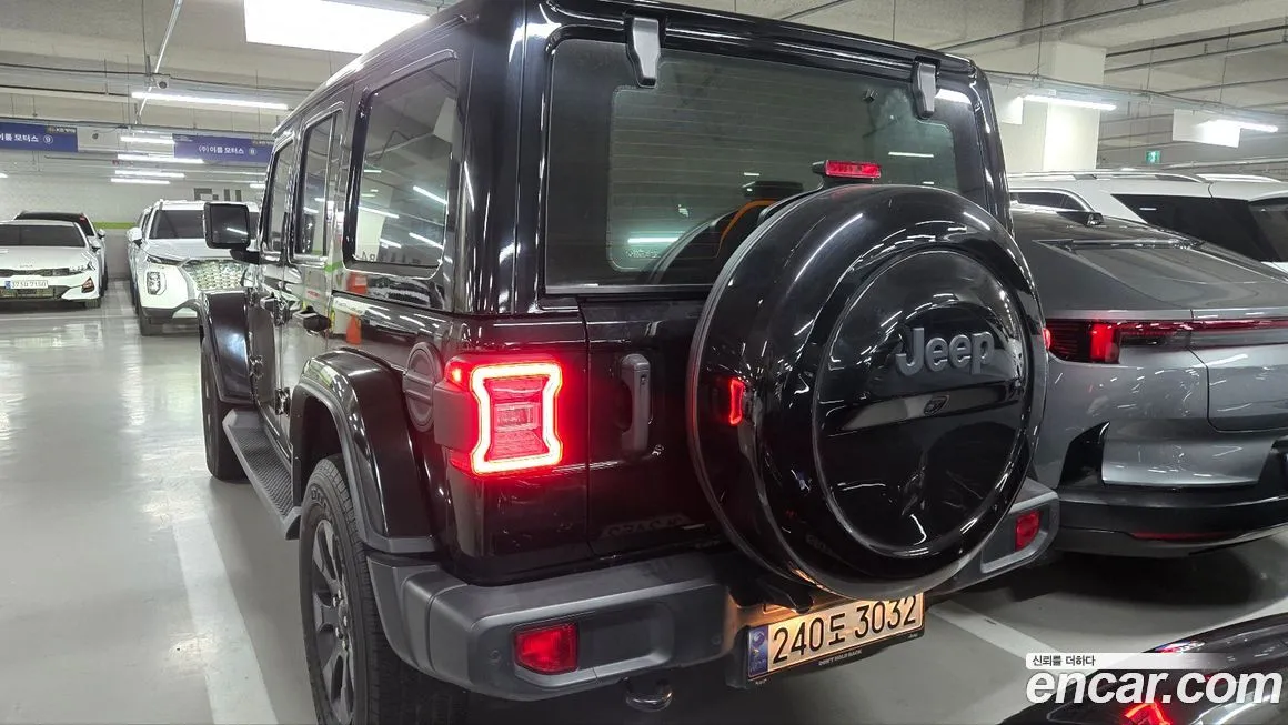 Jeep Wrangler — фото 4