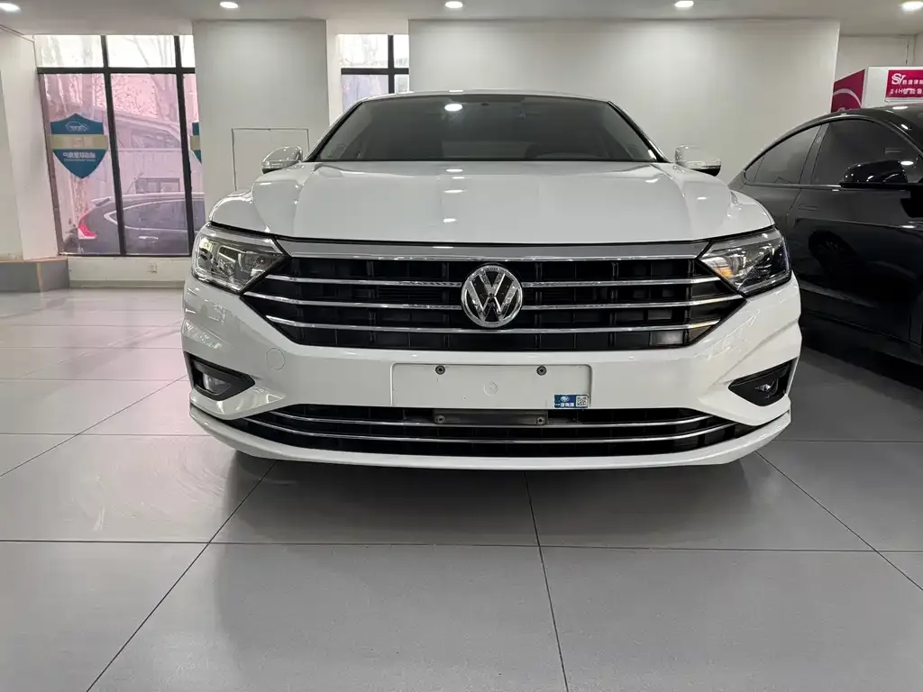 Volkswagen Sagitar 2022 из CN, фото 1