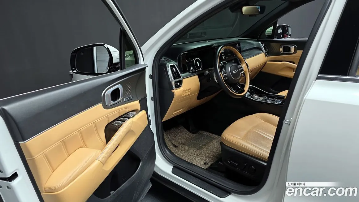 Kia Sorento — фото 9