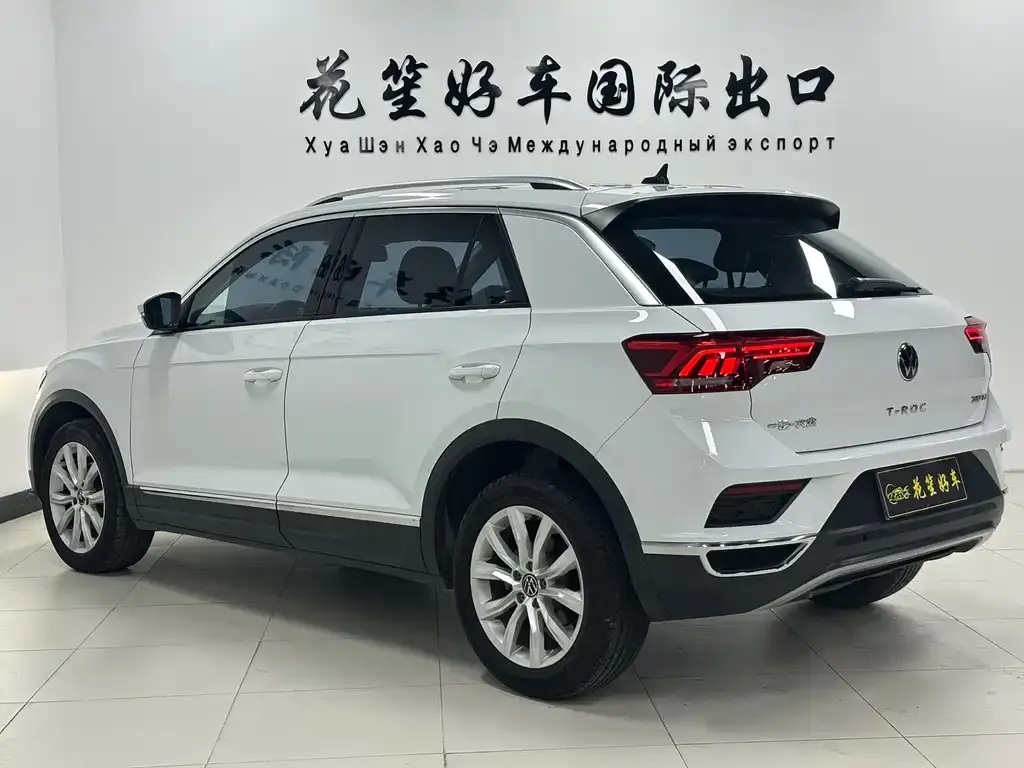 Volkswagen T-Roc 2023 из CN, фото 2
