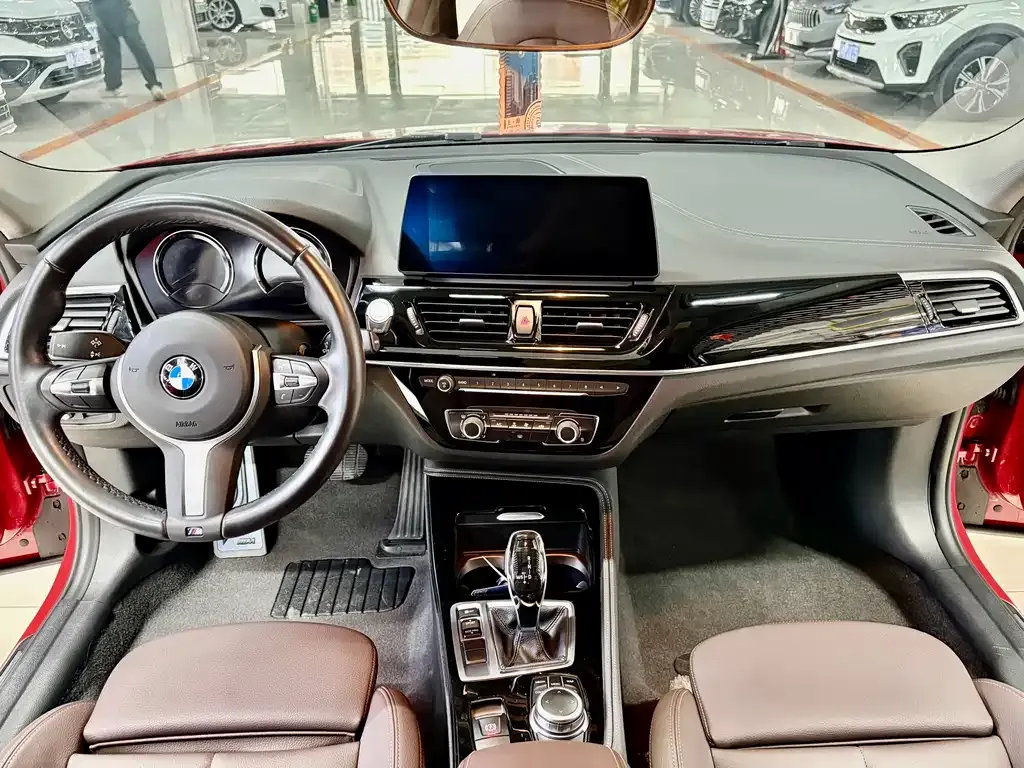 BMW 1 Series 2022 из CN, фото 6