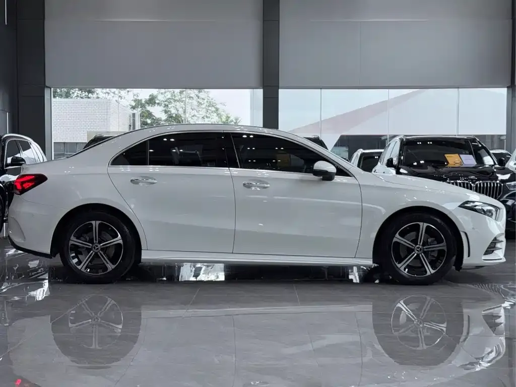 Mercedes-Benz A-Class 2022 из CN, фото 3