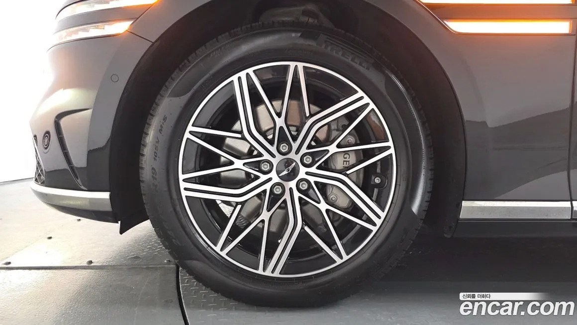 Genesis G90 — фото 10