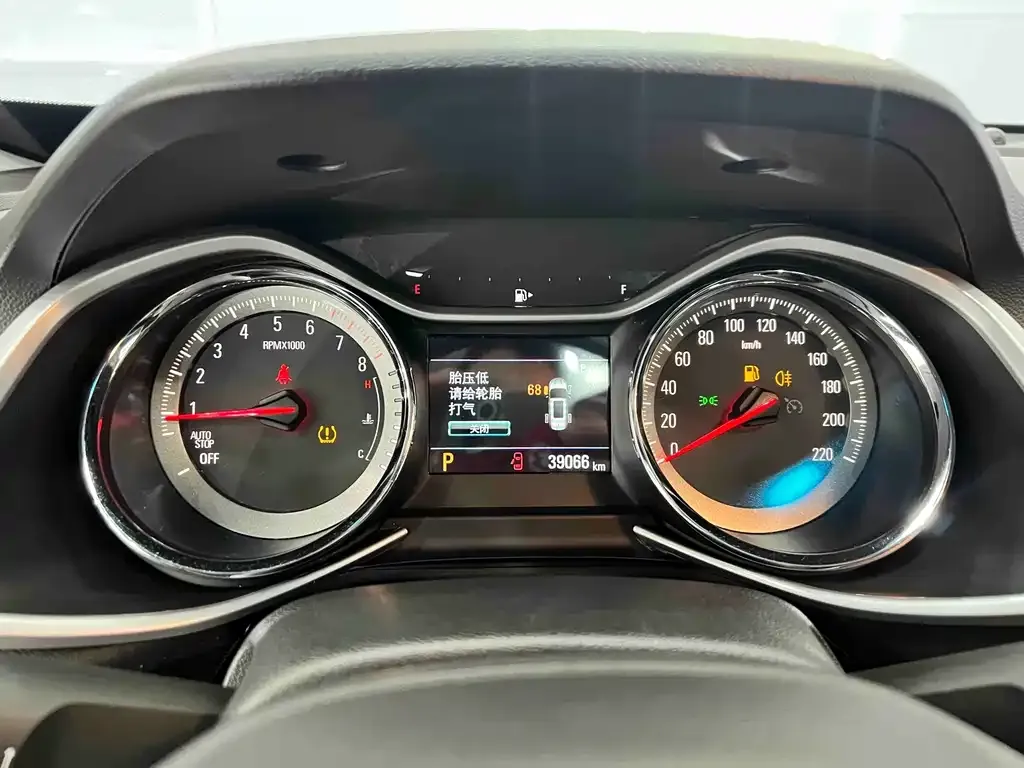 Chevrolet Volando 2023 из CN, фото 2