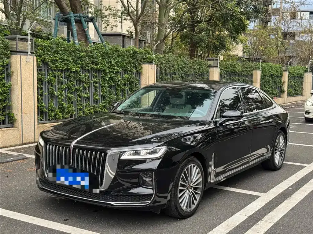 Hongqi H9 — фото 1