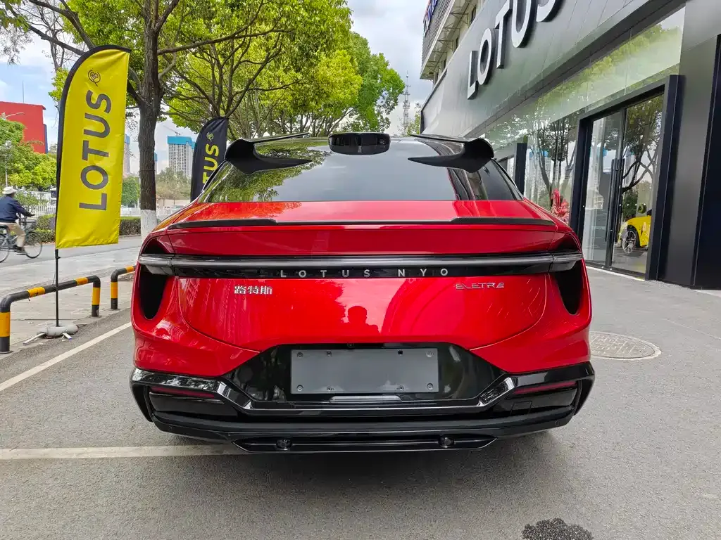 Lotus Eletre 2023 из CN, фото 6
