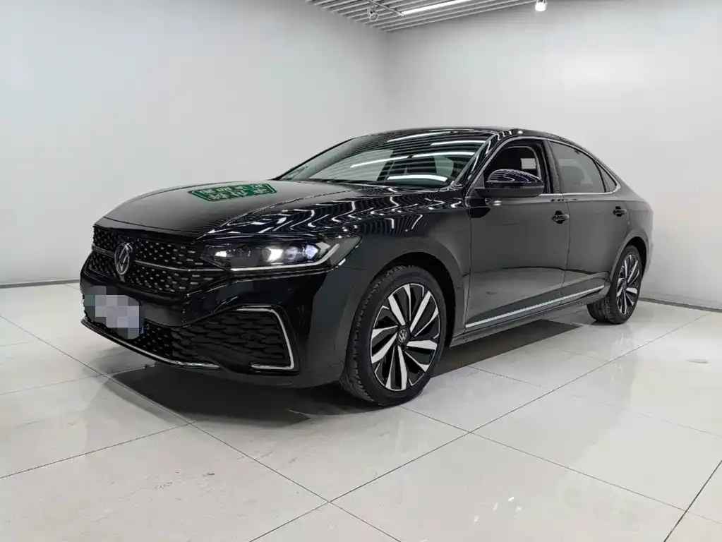 Volkswagen Passat 2023 из CN, фото 1