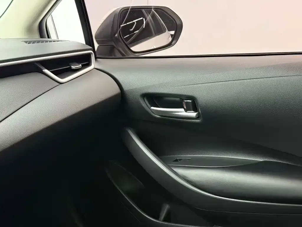 Toyota Corolla 2021 из CN, фото 7
