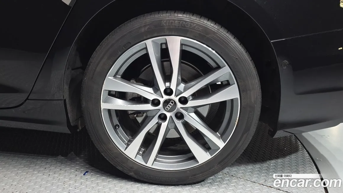 Audi A6 2021 из KR, фото 4