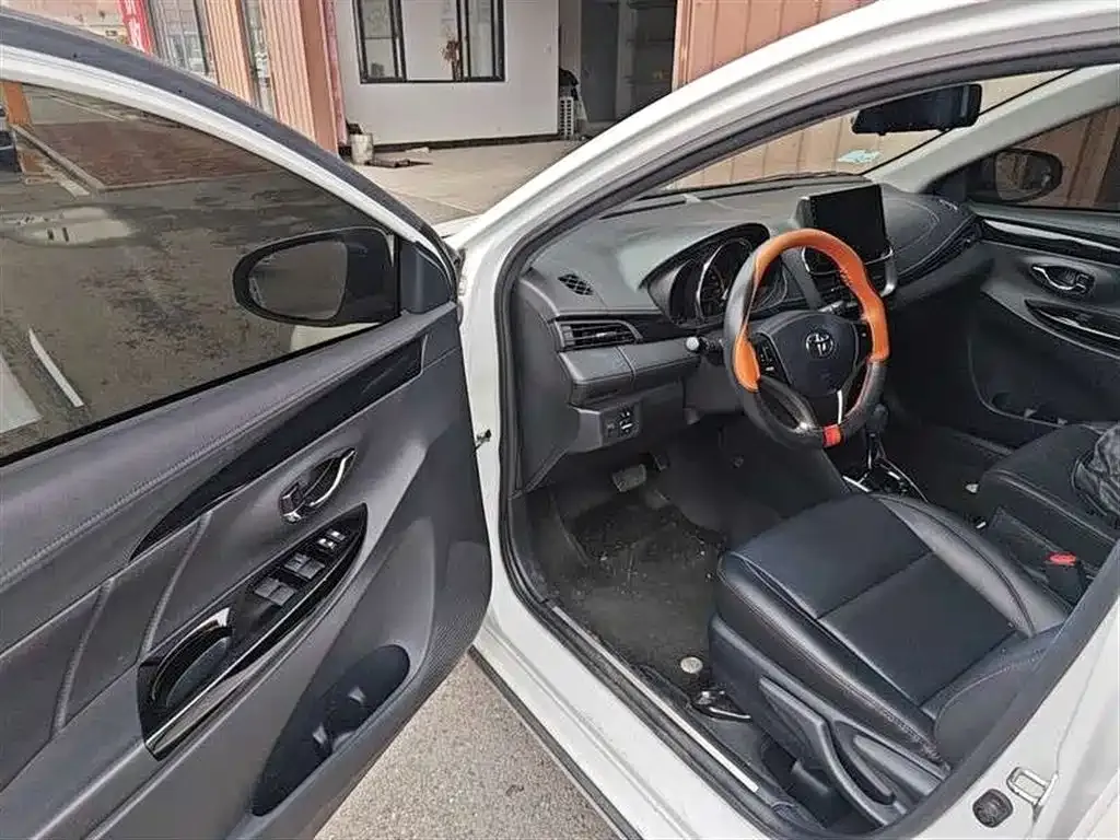 Toyota Yaris L 2023 из CN, фото 8