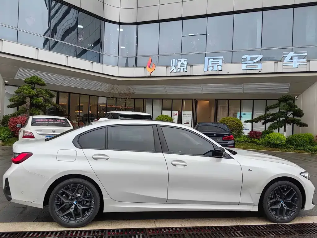 BMW 3 Series 2025 из CN, фото 5