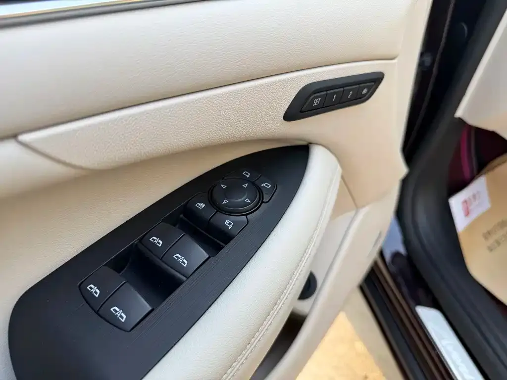 Buick LaCrosse — фото 9