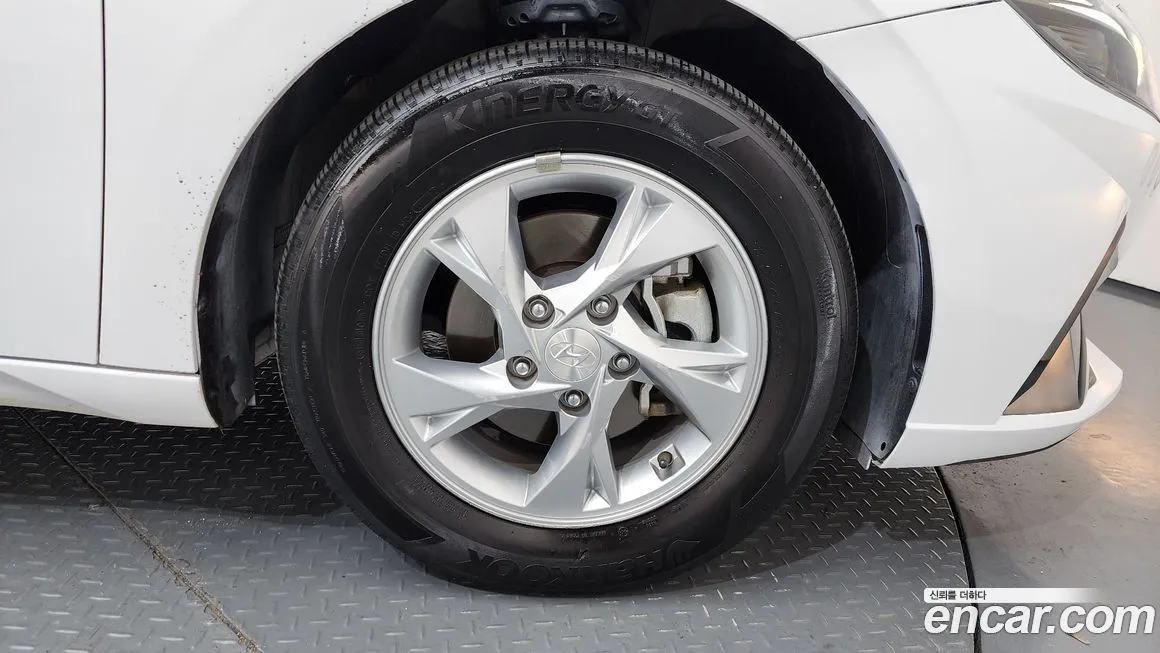 Hyundai AVANTE 2022 из KR, фото 6