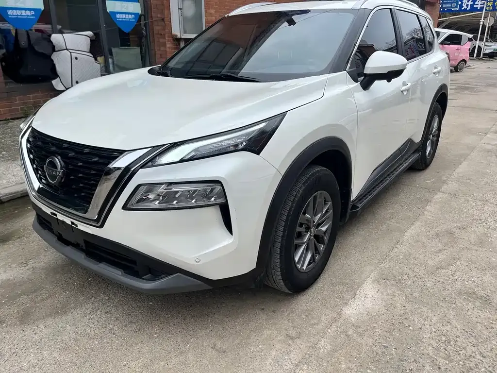 Nissan X-Trail 2023 из CN, фото 1