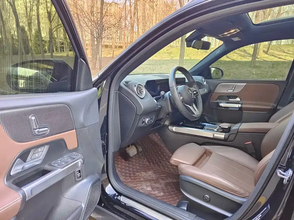 Mercedes-Benz GLB 2023 из CN, фото 7