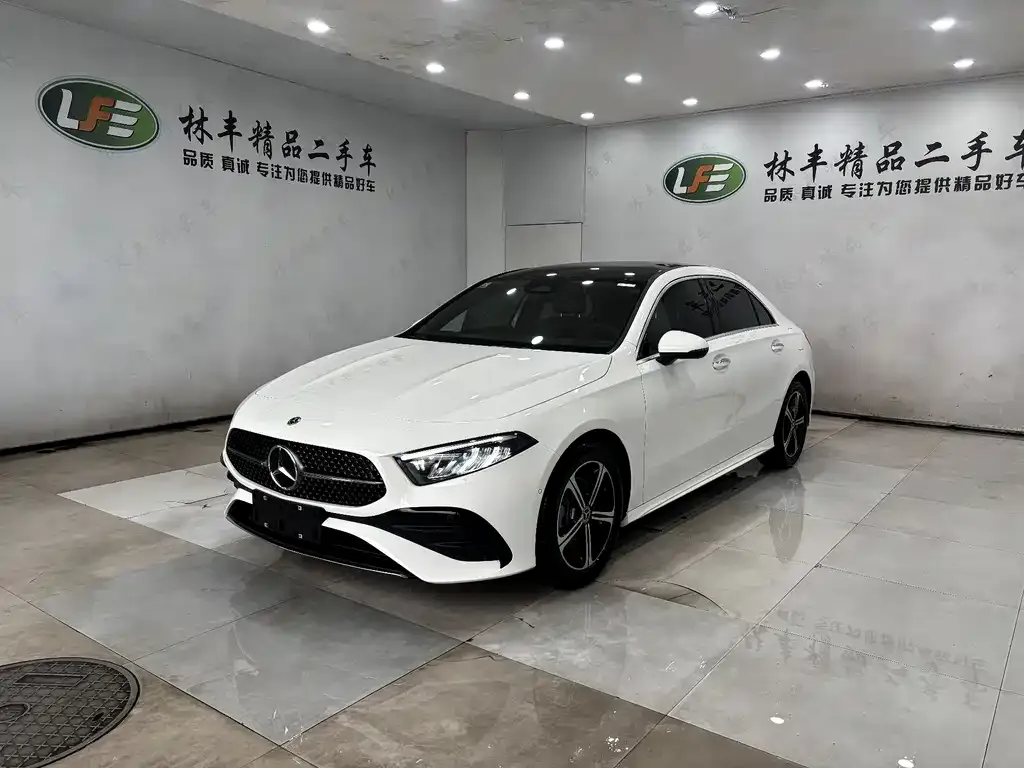 Mercedes-Benz A-Class — фото 1