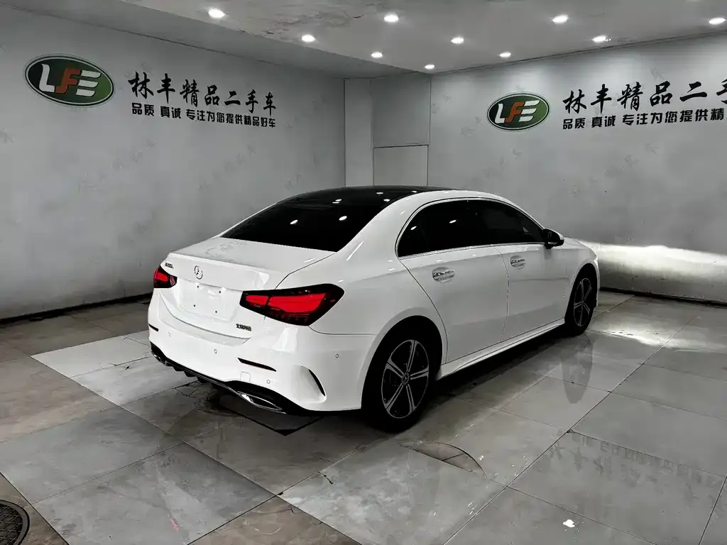 Mercedes-Benz A-Class — фото 10