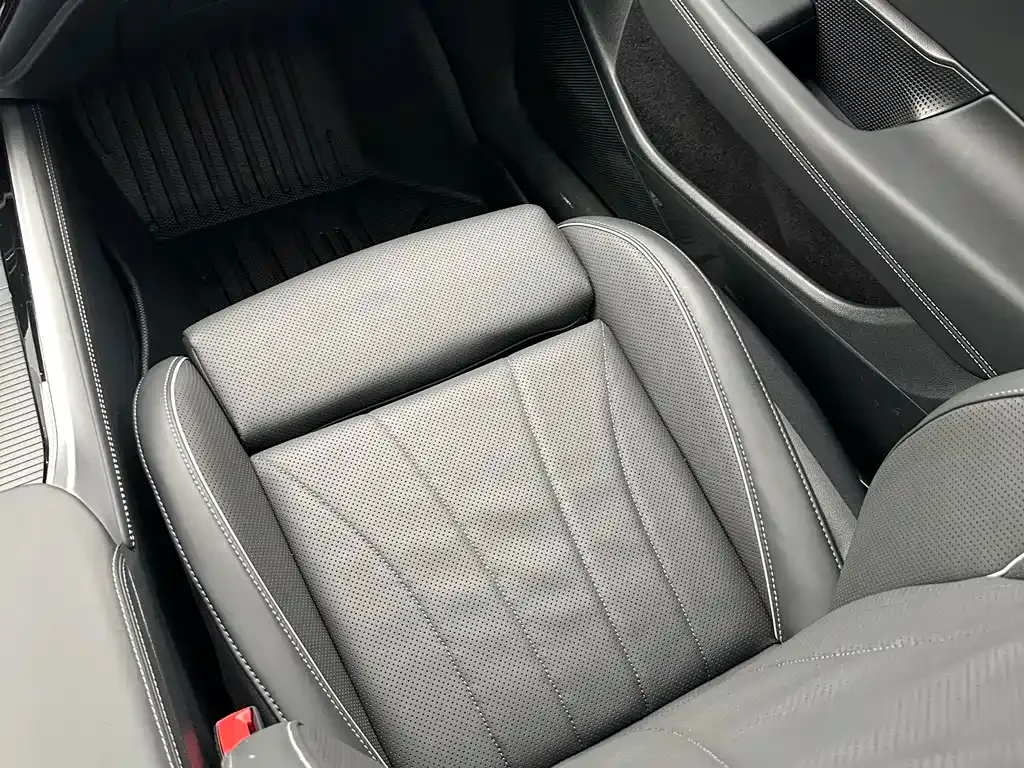 Volkswagen Passat 2025 из CN, фото 6