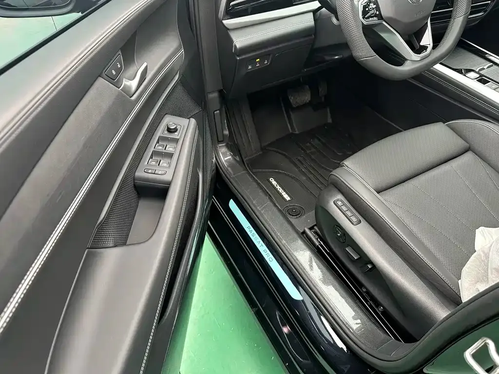 Volkswagen Passat 2025 из CN, фото 5