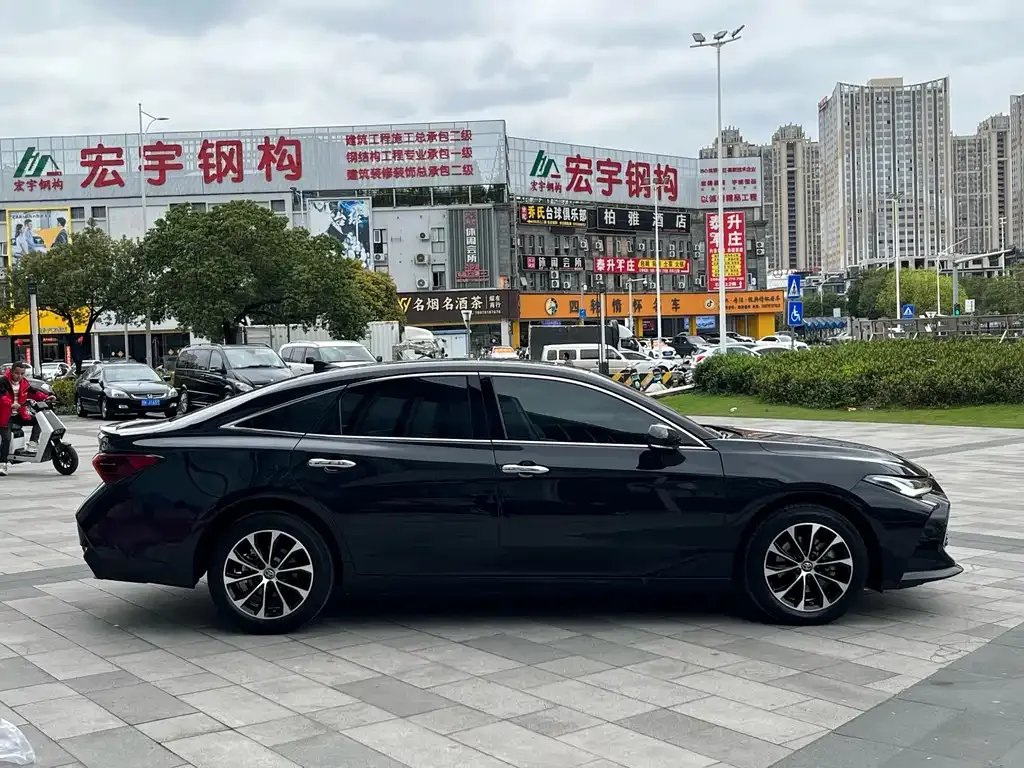 Toyota Avalon 2023 из CN, фото 3
