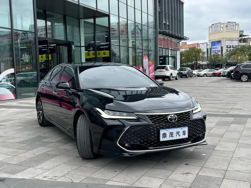 Toyota Avalon 2023 из CN, фото 10