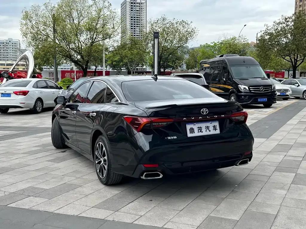 Toyota Avalon 2023 из CN, фото 6