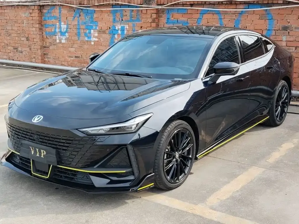Changan UNI-V 2023 из CN, фото 1