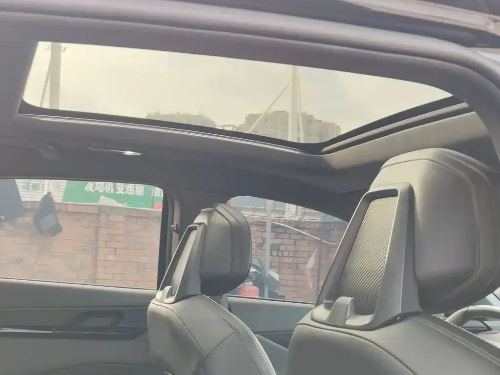 Changan UNI-V 2023 из CN, фото 3