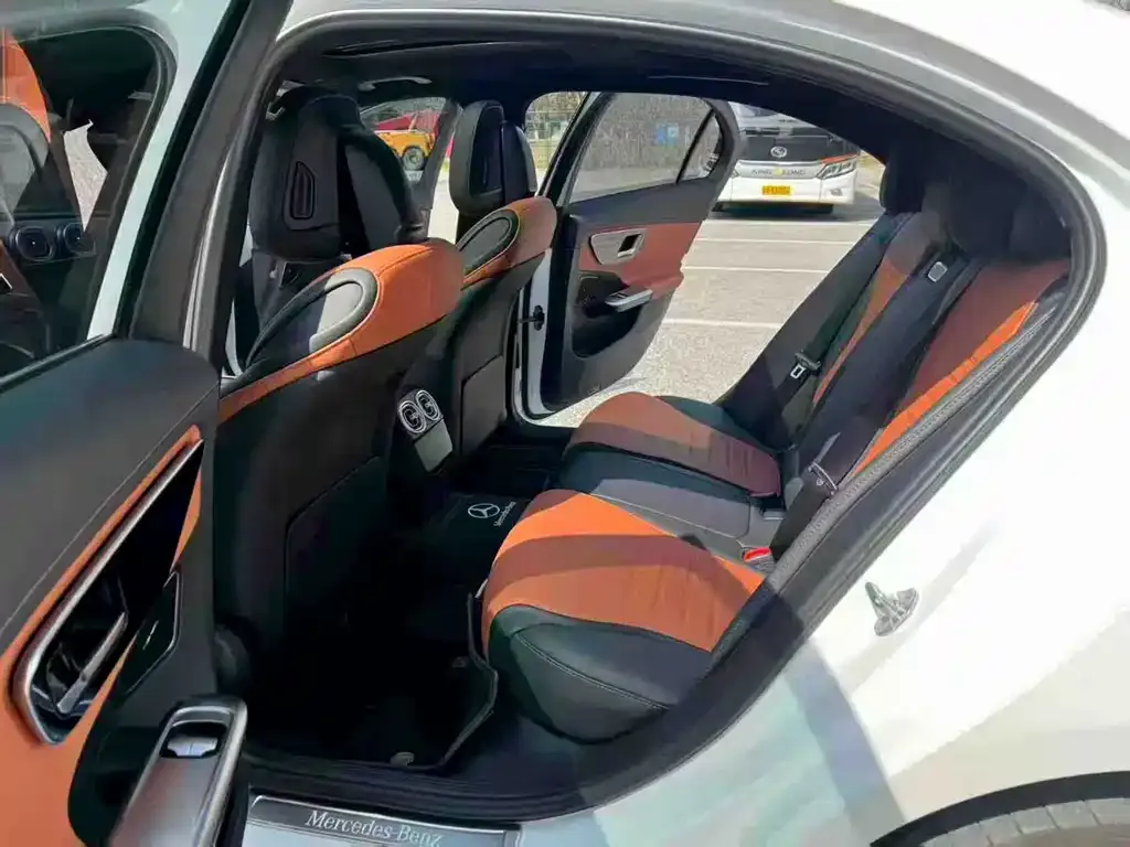 Mercedes-Benz C-Class 2023 из CN, фото 2