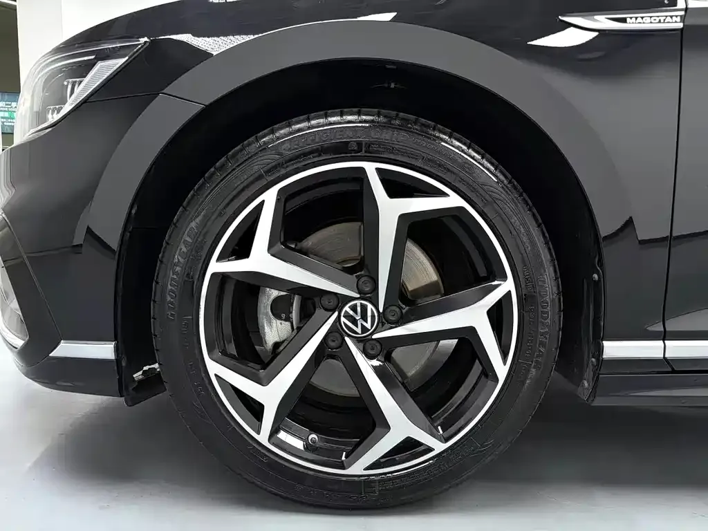 Volkswagen Magotan 2024 из CN, фото 6
