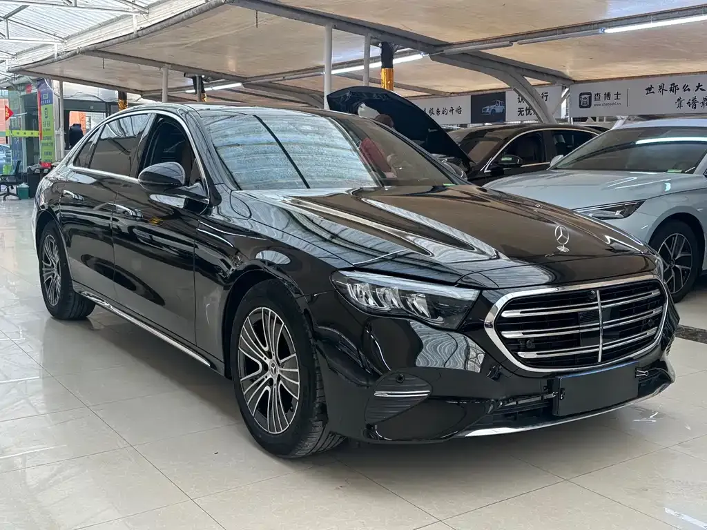 Mercedes-Benz E-Class 2024 из CN, фото 2
